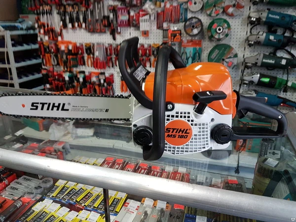 Фото Бензопила STIHL MS 180