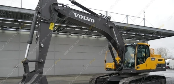 Фото Аренда гусеничного экскаватора Volvo EC300DL, Москва