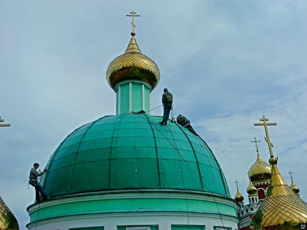 Фото РАБОТЫ НА КУПОЛАХ ХРАМОВ И ЦЕРКВЕЙ