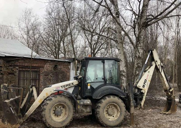 Фото Услуги/Аренда экскаватора-погрузчика TEREX/JCB