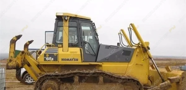 Фото Аренда бульдозера Komatsu D65E-12, Москва