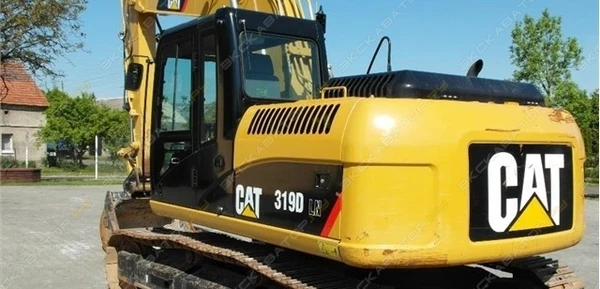 Фото Аренда гусеничного экскаватора Caterpillar 319D LN, Москва