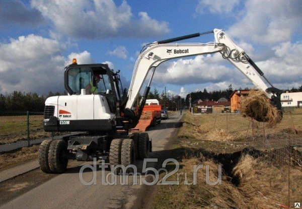 Фото Мини-экскаватор Bobcat E55W