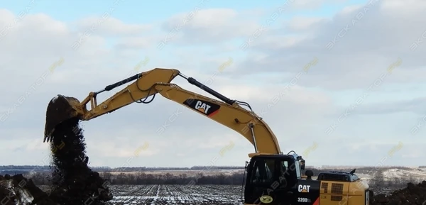 Фото Аренда гусеничного экскаватора Caterpillar 320, Москва