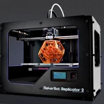 фото 3D принтер MakerBot Replicator 2