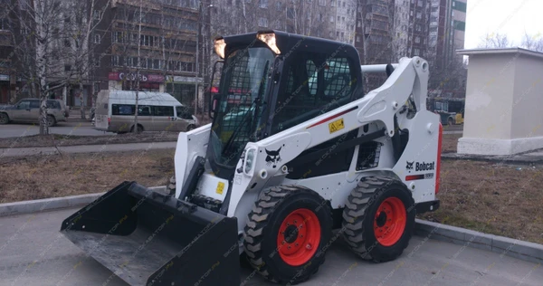 Фото Аренда мини-погрузчика Bobcat 530, Екатеринбург