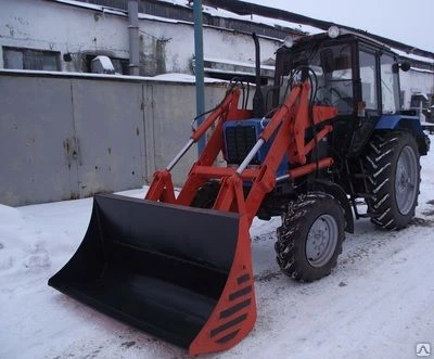 Фото Погрузчик фронтальный ПКУ-0,8 (навесное оборудование)