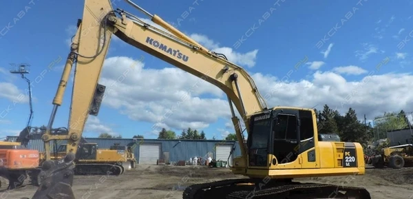 Фото Аренда гусеничного экскаватора Komatsu PC220LC-8, Ставрополь