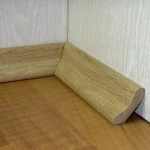 фото Плинтус деревянный OAK IVORY 60X23X2400, Дуб Айвори