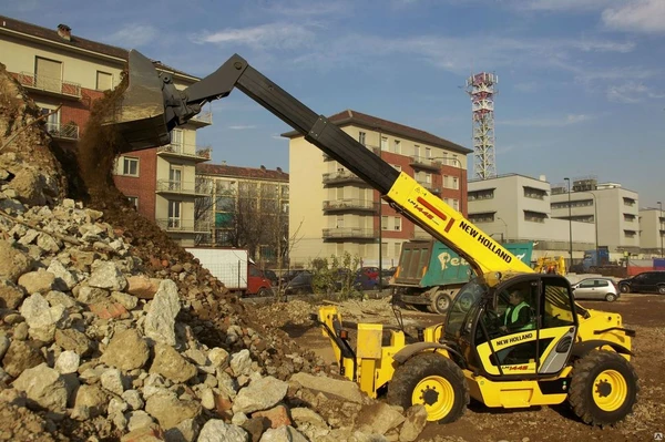 Фото Погрузчик Телескопический New Holland LM1445