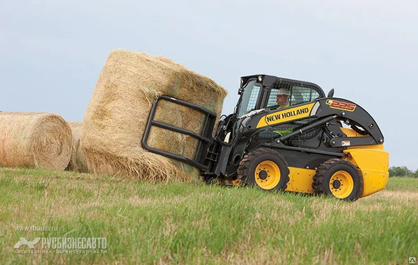 Фото Мини-погрузчик New Holland L225