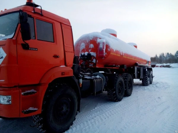 Фото Седельный тягач Камаз с прицепом цистерной 20 куб