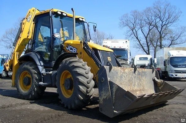 Фото Экскаватор-погрузчик в аренду jcb