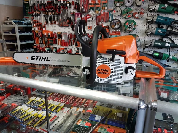 Фото Бензопила STIHL MS 250