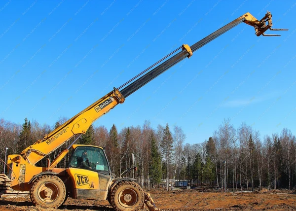 Фото Аренда телескопического погрузчика JCB LOADALL 540-140, Москва