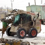 фото Аренда мини-погрузчика Bobcat с гидромолотом