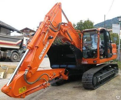 Фото DOOSAN S225NLC-V гусеничный экскаватор.