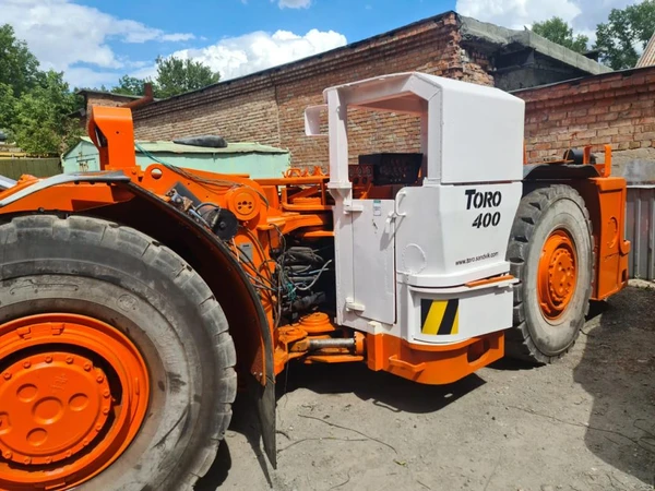 Фото Подземная погрузо-доставочная машина Sandvik TORO 400