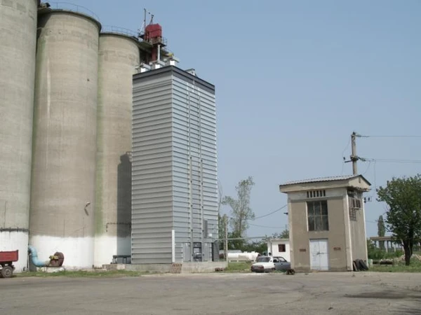 Фото Шахтная зерносушилка Strahl 5000 FR