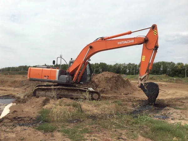 Фото Аренда гусеничного экскаватора Hitachi ZX 240-3