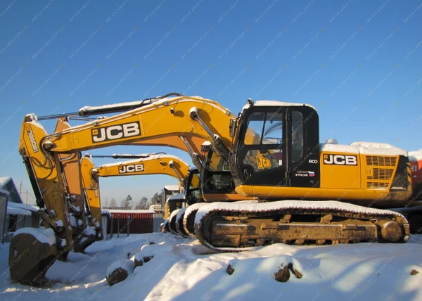 Фото Аренда гусеничного экскаватора JCB JS 220S, Москва