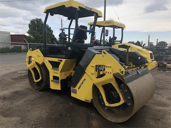 Фото Аренда катка Bomag BW 141 AD-5