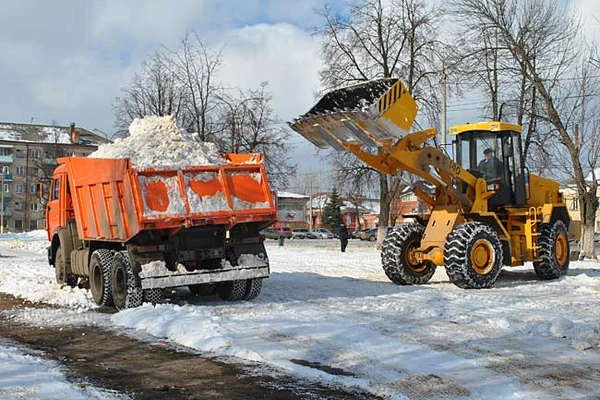 Фото Уборка и вывоз снега,чистка