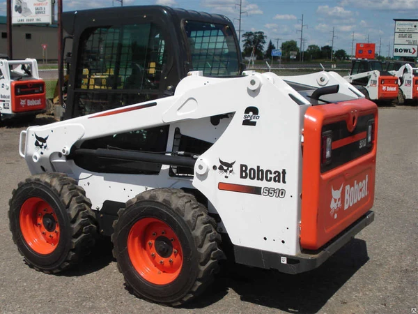 Фото Аренда колесного мини-погрузчика Bobcat S510