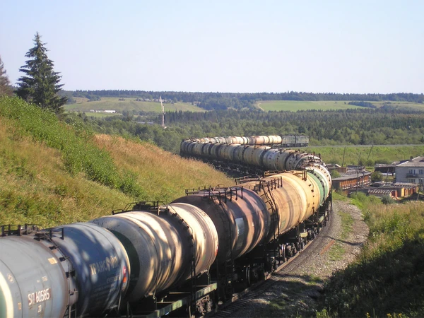 Фото Дизельное топливо ЕВРО (К3, К4, К5), бензинов Аи-92, Нормаль-80 экспорт в Кыргызстан, Узбекистан, Таджикистан, Монголию, Афганистан