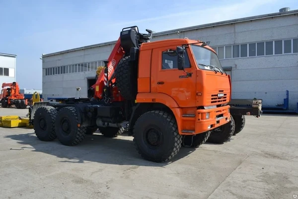 Фото СЕДЕЛЬНЫЙ ТЯГАЧ КАМАЗ 65221-43 с КМУ Fassi F155А 0.24
в