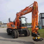 фото Аренда колёсного экскаватора Doosan DX140W