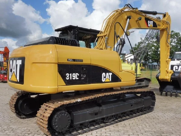 Фото Гусеничный экскаватор  Caterpillar 319DLNCL