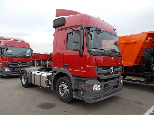 Фото Тягач седельный Mercedes-Benz Actros 1841LS