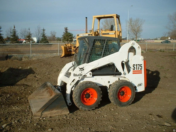 Фото Аренда минипогрузчика Bobcat S175 с оператором