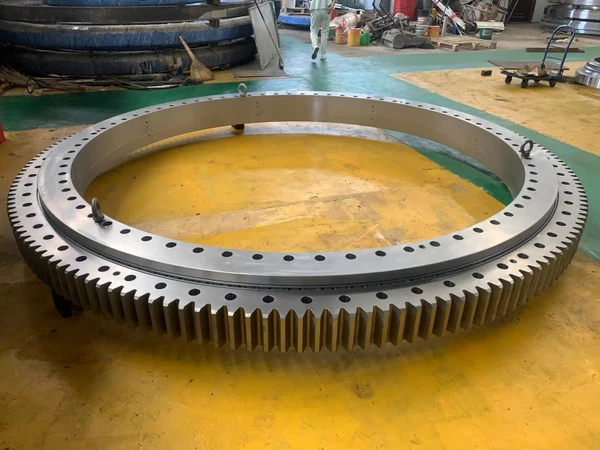 Фото Slewing bearing for ladle turntable in steel mill