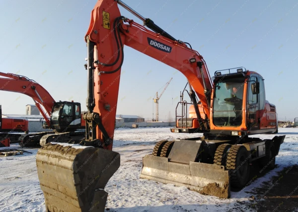 Фото Аренда колесного экскаватора Doosan DX190W, Чита