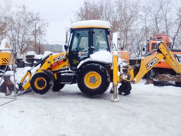 Фото Экскаватор - погрузчик JCB 3CX
в