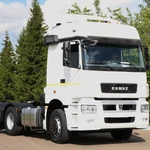 Фото №4 Продаём седельные тягачи KAMAZ 65209-S5(6х2-2) с подъёмной задней осью! Цены договорные! Купить можно в лизинг и кредит! Продажа с доставкой во все регионы Российской Федерации!  Сейчас доступны две комплектации седельных тягачей Камаз 65209: КАМАЗ-65209-001-87(S5) с механической коробкой ZF16 по цене 5 340 000 руб  КАМАЗ-65209-002-87(S5) с автоматической коробкой ZF12AS по цене 5 390 000 руб   Технические характеристики седельных тягачей КАМАЗ-65209:  Весовые параметры и нагрузки КАМАЗ-65209: Снаряженная м