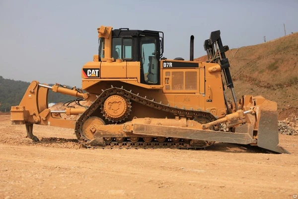 Фото Caterpillar D8R 2008г.