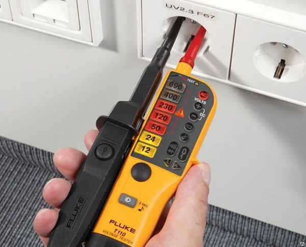 Фото Тестер Fluke T110