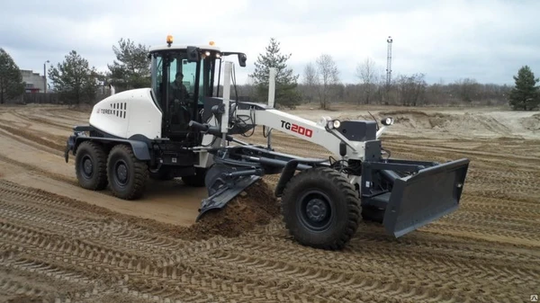 Фото Автогрейдер TEREX TG 200