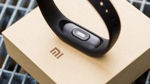 Фото Браслет фитнес трекер Xiaomi mi Band 2