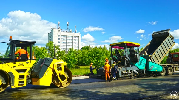 Фото Асфальтирование дорог и тротуаров