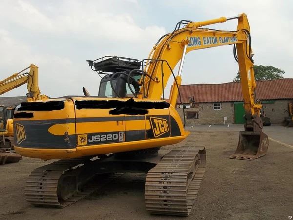 Фото Аренда экскаватора JCB 220