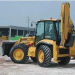 фото Аренда экскаватора - погрузчика Komatsu-WB79S с гидромолотом