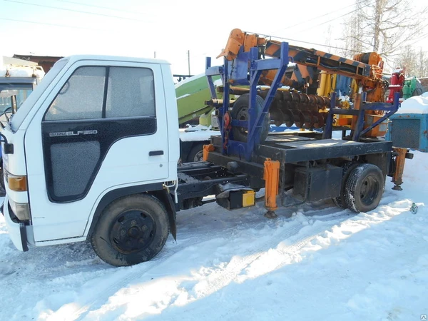 Фото Буровая установка (Ямобур) Аichi на
базе Isuzu Elf