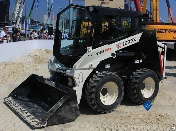 Фото Мини-погрузчик TEREX TSR50