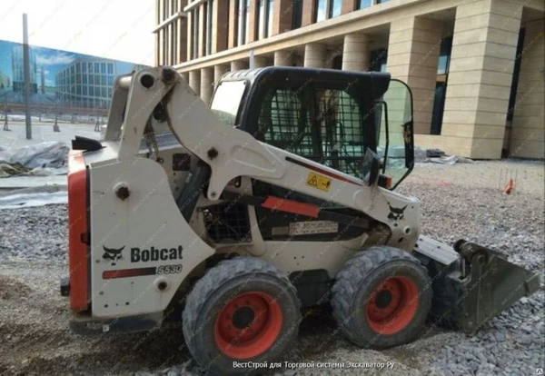 Фото Аренда мини-погрузчика Bobcat 530