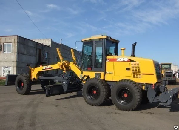 Фото Аренда и услуги грейдера John Deere 670