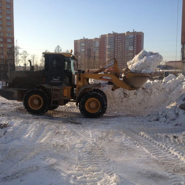 Фото Уборка снега